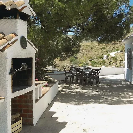 Amazing In El With Kitchen *