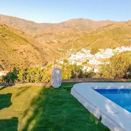 Holiday home Amazing In El With Kitchen Borge