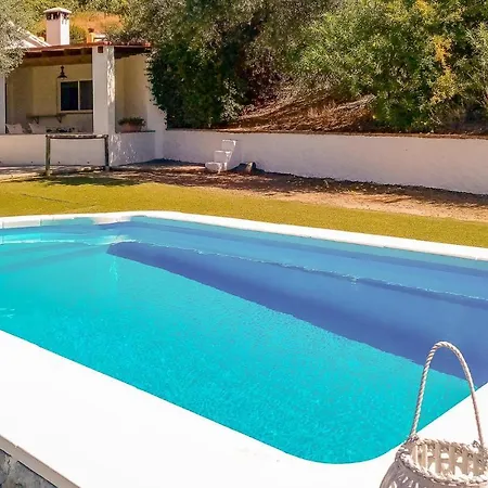 Holiday home Amazing In El With Kitchen Borge