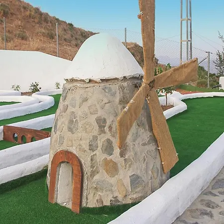 Holiday home Amazing In El With Kitchen