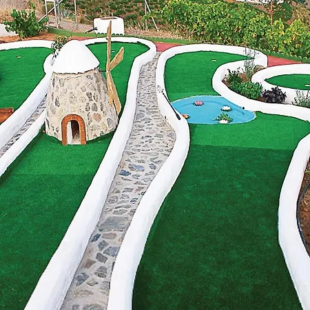 Amazing In El With Kitchen Holiday home *